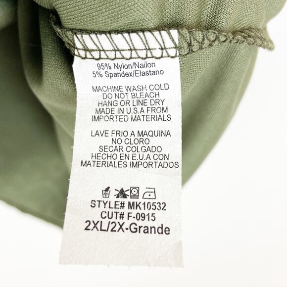 Yellowberry by Mikarose Green Lace Overlay Top 2XL - Picture 5 of 5